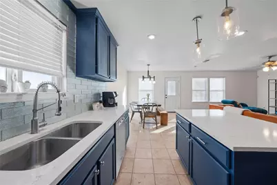 205 Fossil Bridge Drive, Fort Worth, TX 76131 - Photo 11