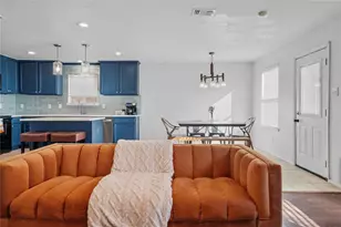 205 Fossil Bridge Dr, Fort Worth, TX 76131 - Photo 3