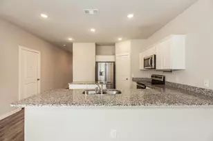 308 Niki Dr, Lewisville, TX 75057 - Photo 5