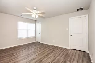 308 Niki Dr, Lewisville, TX 75057 - Photo 9