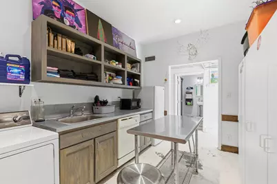 738 W Davis Street, Dallas, TX 75208 - Photo 11