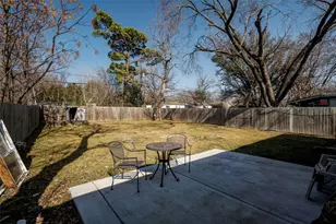 312 Elm St, Hurst, TX 76053 - Photo 15