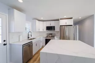 312 Elm St, Hurst, TX 76053 - Photo 9