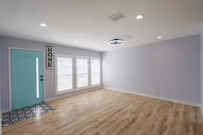 312 Elm Street, Hurst, TX 76053 - Photo 5