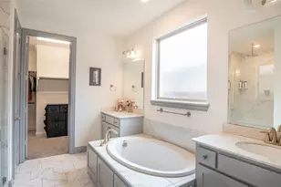 1811 Clouded Wren Dr, Arlington, TX 76005 - Photo 21