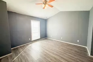 9510 Olde Towne Row, Dallas, TX 75227 - Photo 15