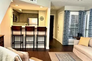 2301 Basil Dr, Arlington, TX 76006 - Photo 3