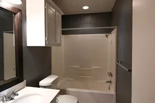 604 N Sewell Dr, Decatur, TX 76234 - Photo 5