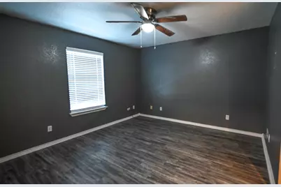 604 N Sewell Drive #B, Decatur, TX 76234 - Photo 9