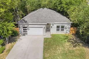 4715 Ramey Ave, Fort Worth, TX 76105 - Photo 3