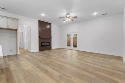 4715 Ramey Avenue, Fort Worth, TX 76105 - Photo 11