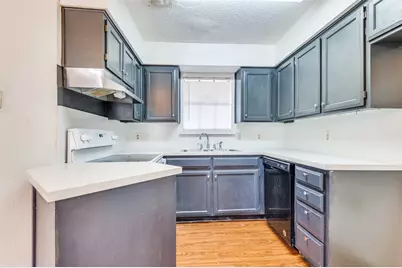 1201 Avondale Court, Arlington, TX 76011 - Photo 13