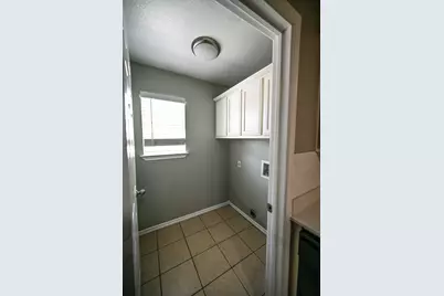 606 N Sewell Drive #A, Decatur, TX 76234 - Photo 5