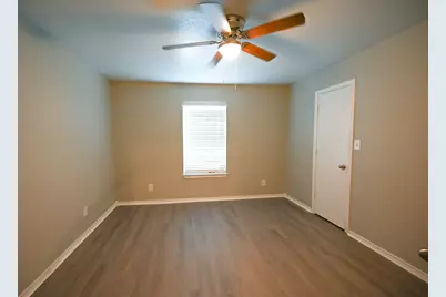 606 N Sewell Drive #A, Decatur, TX 76234 - Photo 7