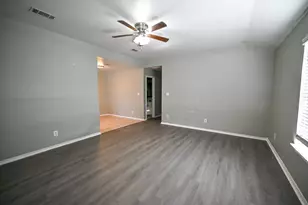 606 N Sewell Dr, Decatur, TX 76234 - Photo 3