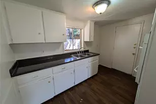 710 Blvd Blvd N, Dallas, TX 75211 - Photo 7