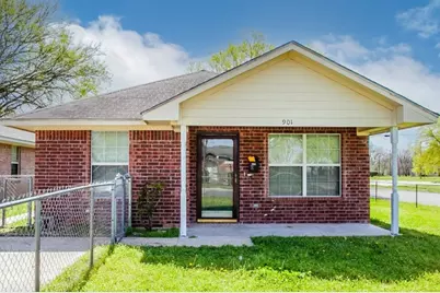 901 Calumet Street, Waco, TX 76704 - Photo 1