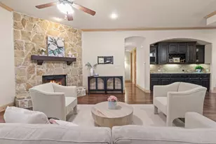 437 Middleton Dr, Roanoke, TX 76262 - Photo 15