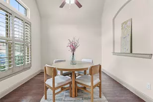 437 Middleton Dr, Roanoke, TX 76262 - Photo 3