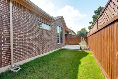 437 Middleton Drive, Roanoke, TX 76262 - Photo 37