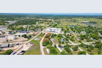 610 W Oak Street, Nocona, TX 76255 - Photo 3