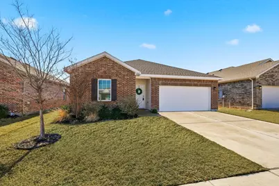 1545 Shadow Hawk Drive, Fort Worth, TX 76052 - Photo 7