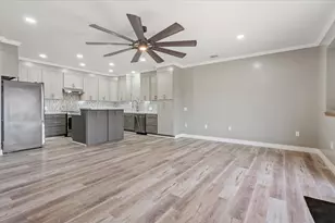 202 N Avenue D, Clifton, TX 76634 - Photo 5