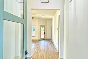 224 Hazelwood Dr, Woodway, TX 76712 - Photo 3