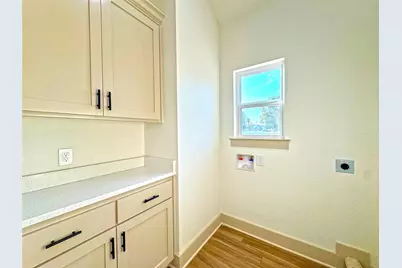 224 Hazelwood Drive, Woodway, TX 76712 - Photo 9