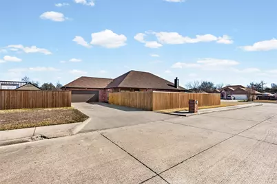 1308 Madeline Street, Commerce, TX 75428 - Photo 35