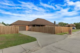 1308 Madeline Street, Commerce, TX 75428 - Photo 31