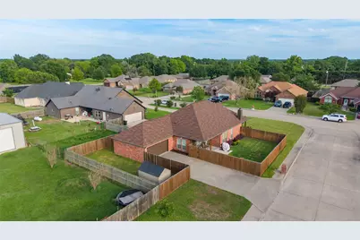 1308 Madeline Street, Commerce, TX 75428 - Photo 35