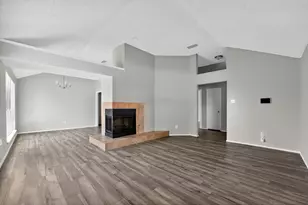 904 Breckenridge Dr, DeSoto, TX 75115 - Photo 3