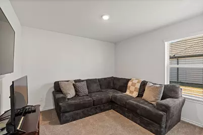 943 Buttercup Drive, Pilot Point, TX 76258 - Photo 19