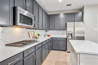 8812 Bluffcreek Lane, Plano, TX 75024 - Photo 5