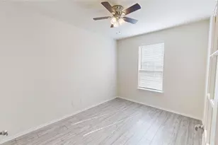 708 Goldenrod Ln, Princeton, TX 75407 - Photo 3