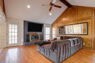 1816 Big Bend Dr, Grapevine, TX 76051 - Photo 11