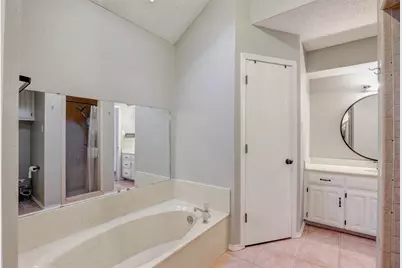 1816 Big Bend Drive, Grapevine, TX 76051 - Photo 17