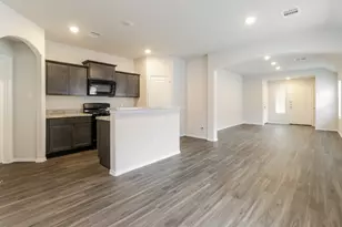 113 Arango Pl, Everman, TX 76140 - Photo 3