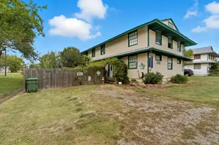 348 A Sam Houston St, Mineral Wells, TX 76067 - Photo 1