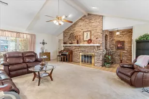 6728 Riviera Dr, North Richland Hills, TX 76180 - Photo 9