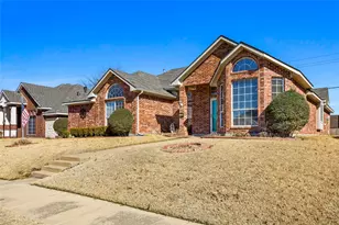6710 Falcon St, Rowlett, TX 75089 - Photo 3