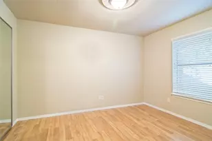 120 Marseille Dr, Hurst, TX 76054 - Photo 19