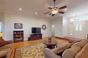 5321 Valleydale Dr, Flower Mound, TX 75028 - Photo 3