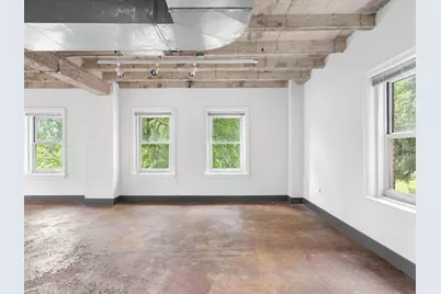 329 E Colorado Boulevard #202, Dallas, TX 75203 - Photo 5