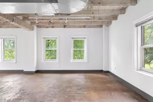 329 E Colorado Blvd, Dallas, TX 75203 - Photo 5