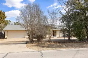 5105 Fairway Cir, De Cordova, TX 76049 - Photo 3