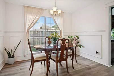 2814 Lois Lane, Rowlett, TX 75088 - Photo 9