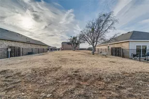 10317 Burnfoot Ln, Fort Worth, TX 76036 - Photo 37