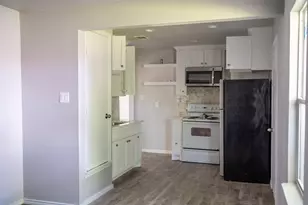 2416 Smith Ave, Irving, TX 75061 - Photo 25